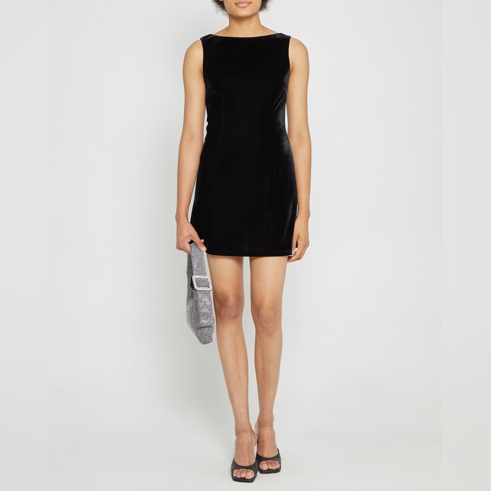 Few Moda Wilson velvet black cocktail mini dress size 2